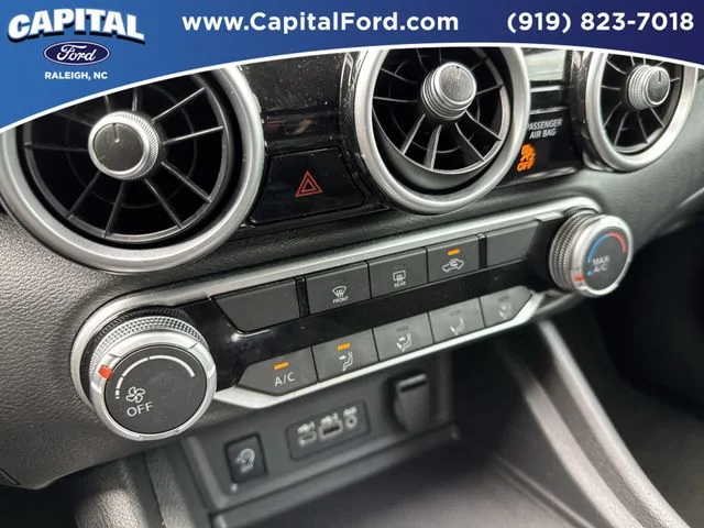 Used 2025 Gray Nissan SV image 29