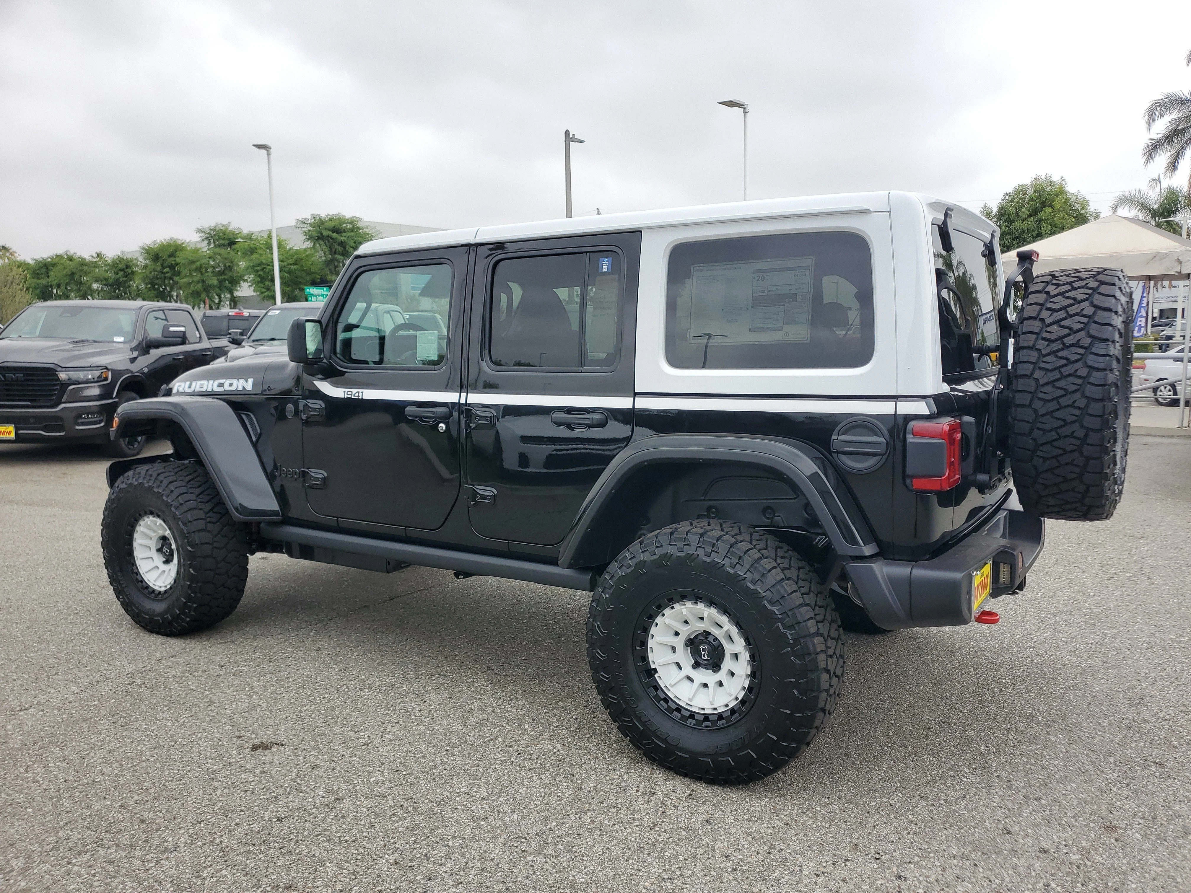 New 2026 Black Clearcoat Jeep Rubicon image 6