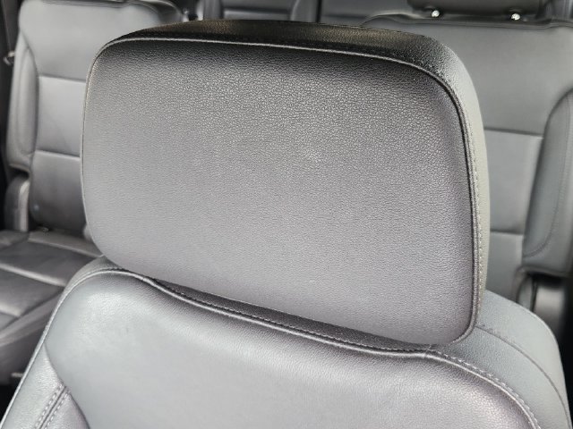 2022 Chevrolet Suburban Z71 - Photo 24