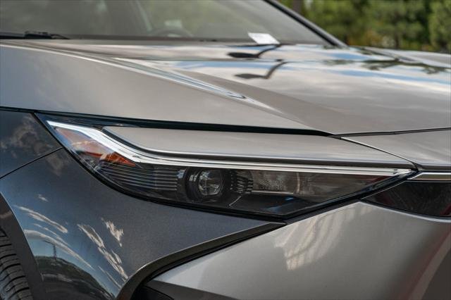 Certified Used 2023 PRECIOUS METAL Toyota  image 13