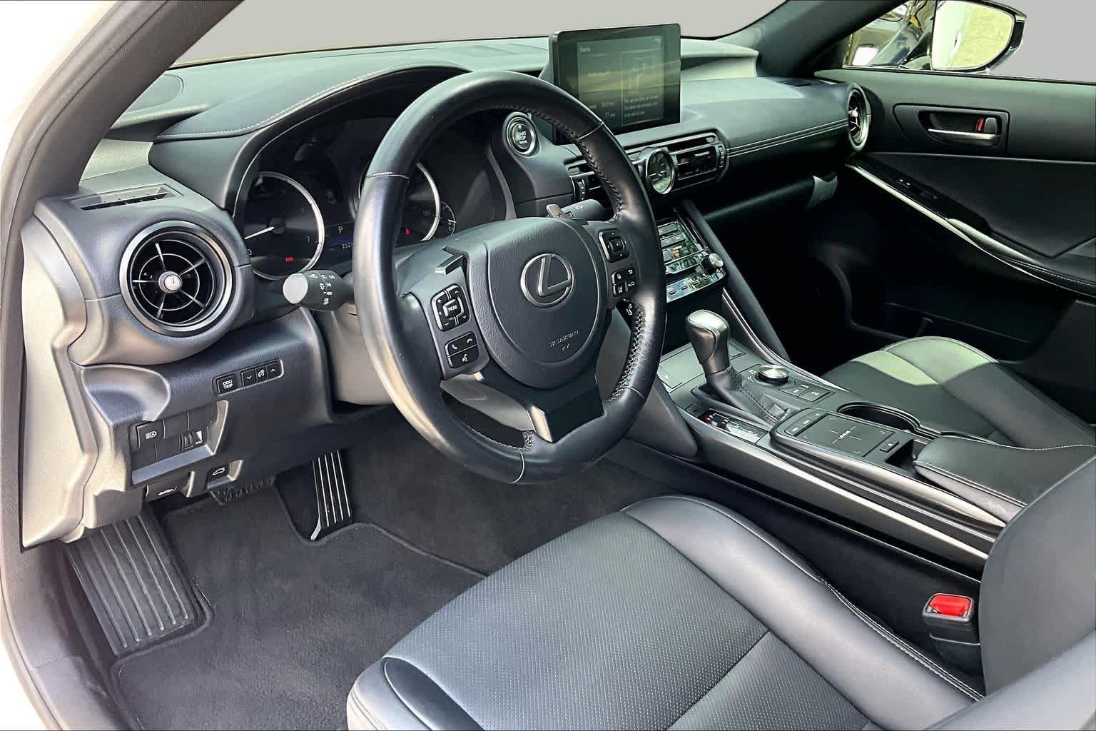 Used 2024 Ultra White Lexus F SPORT Design image 18