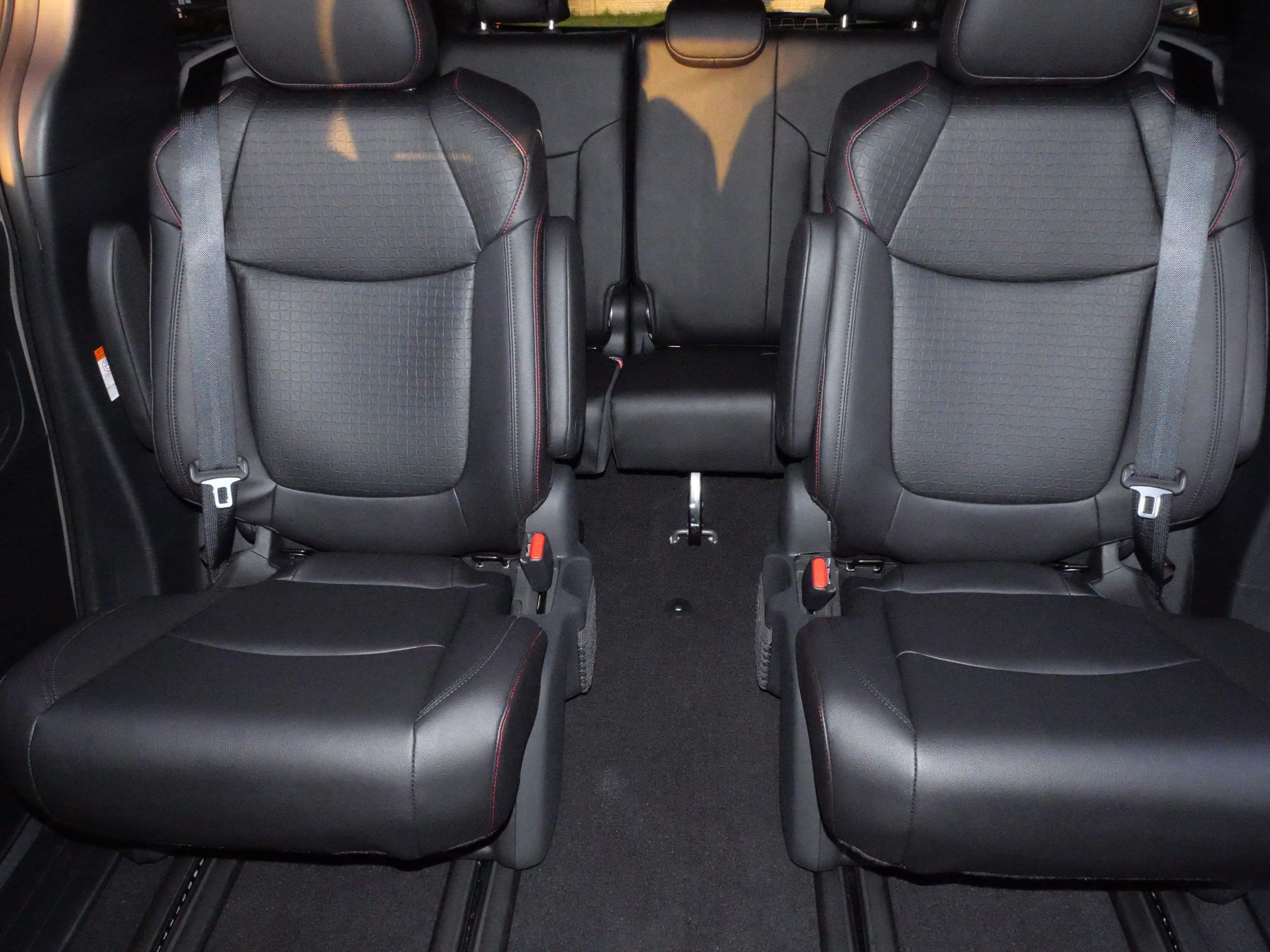 Certified Used 2026 PRECIOUS METAL Toyota XSE image 13