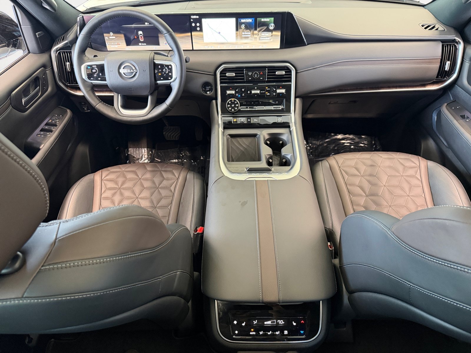 Certified Used 2026 Aspen White Tricoat Nissan Platinum image 3