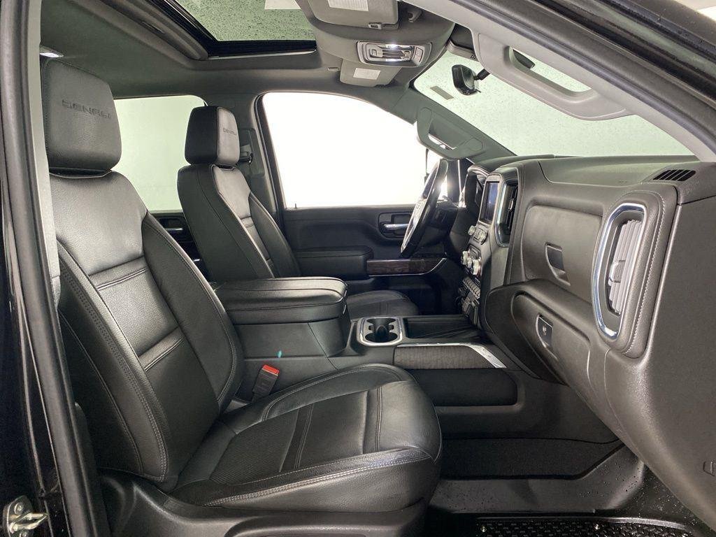 Used 2023 Ebony Twilight Metallic GMC Denali image 30