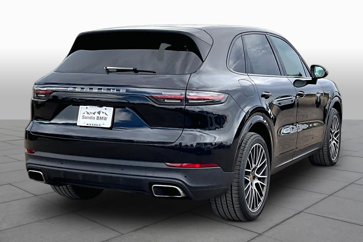 Used 2019 Black Porsche  image 9