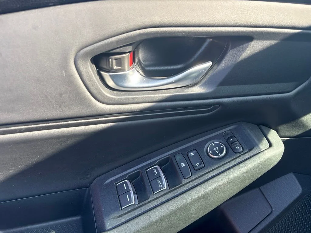 Used 2023 Gray Honda EX image 17