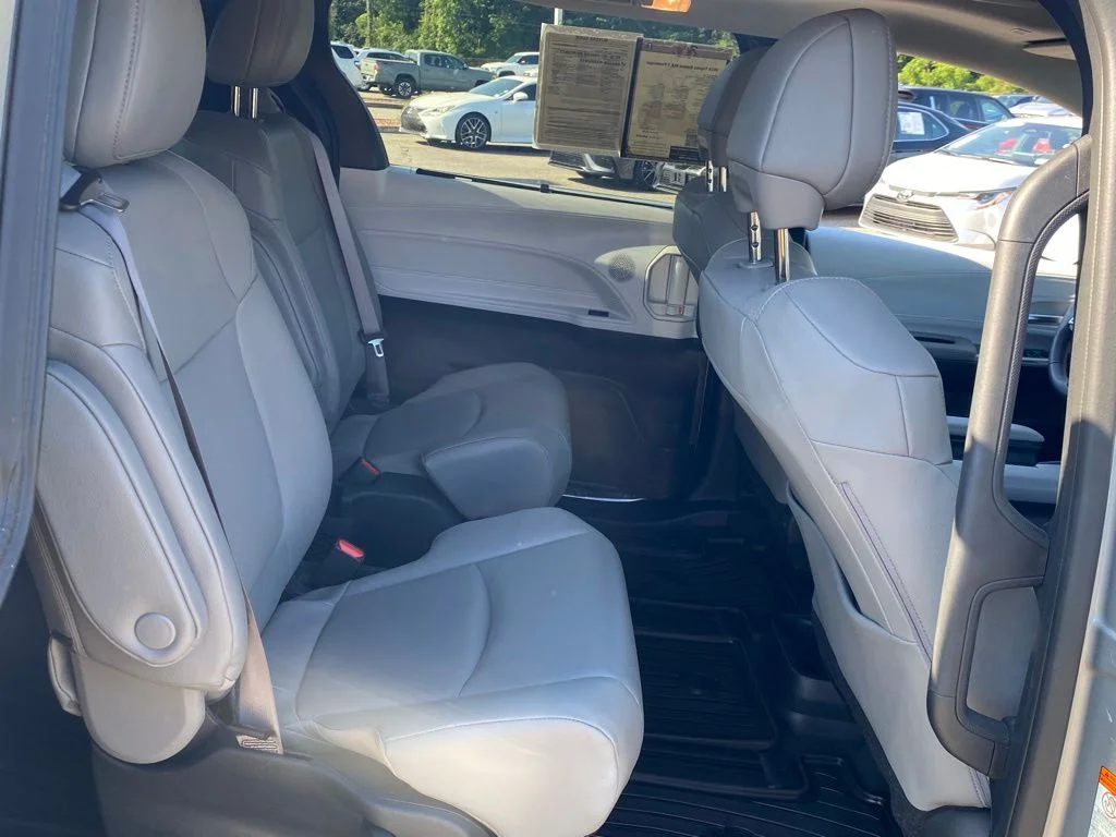 Used 2025 Silver Toyota XLE image 18