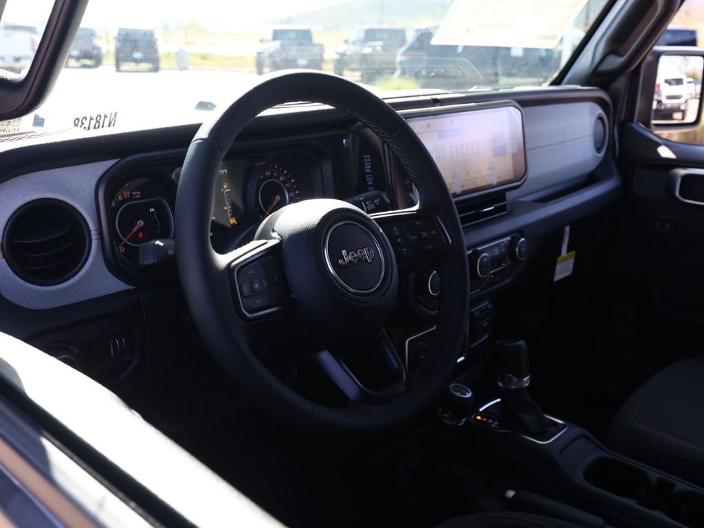 New 2026 Granite Crystal Metallic Clear-Coat Exterior Paint Jeep Sport S image 13