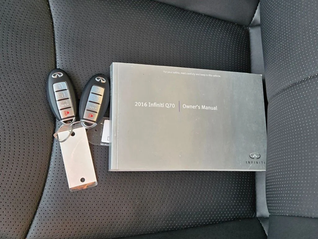 Used 2016 Gray INFINITI 3.7X image 10