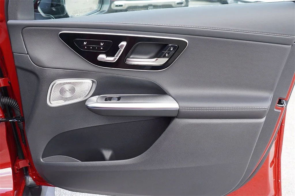2026 Mercedes-Benz GLC Base - Photo 10