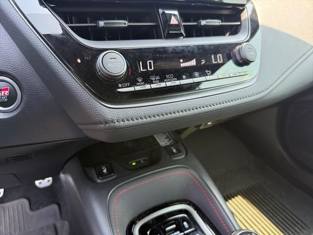 Certified Used 2025 Ice Toyota Premium Plus image 22