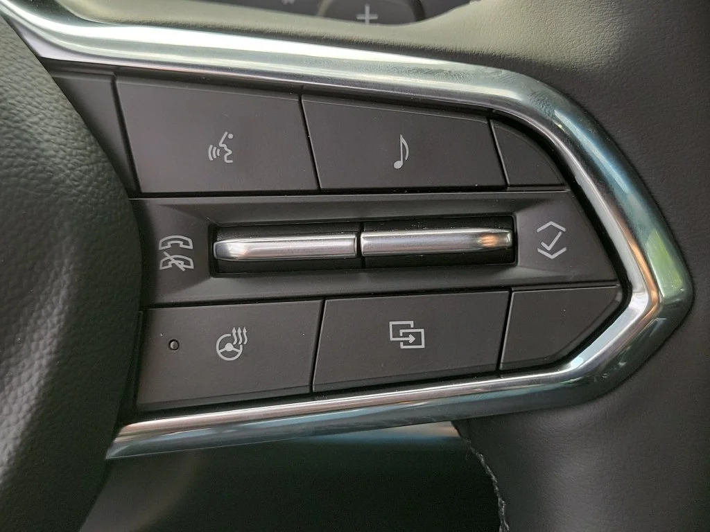 New 2027 Sterling Gray Metallic Chevrolet LT image 15