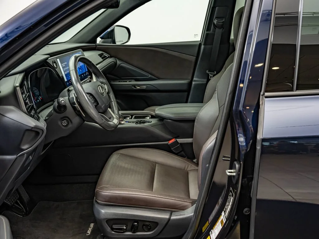 Used 2025 Nightfall Mica Lexus 350 Premium image 21