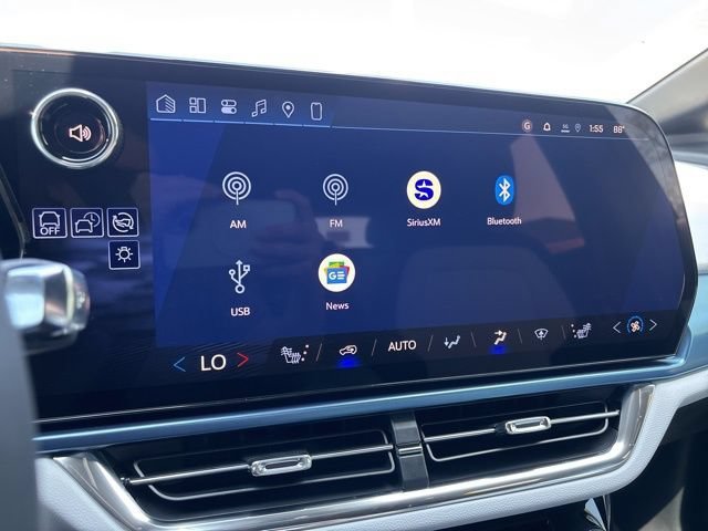 New 2026 Summit White Chevrolet LT image 18
