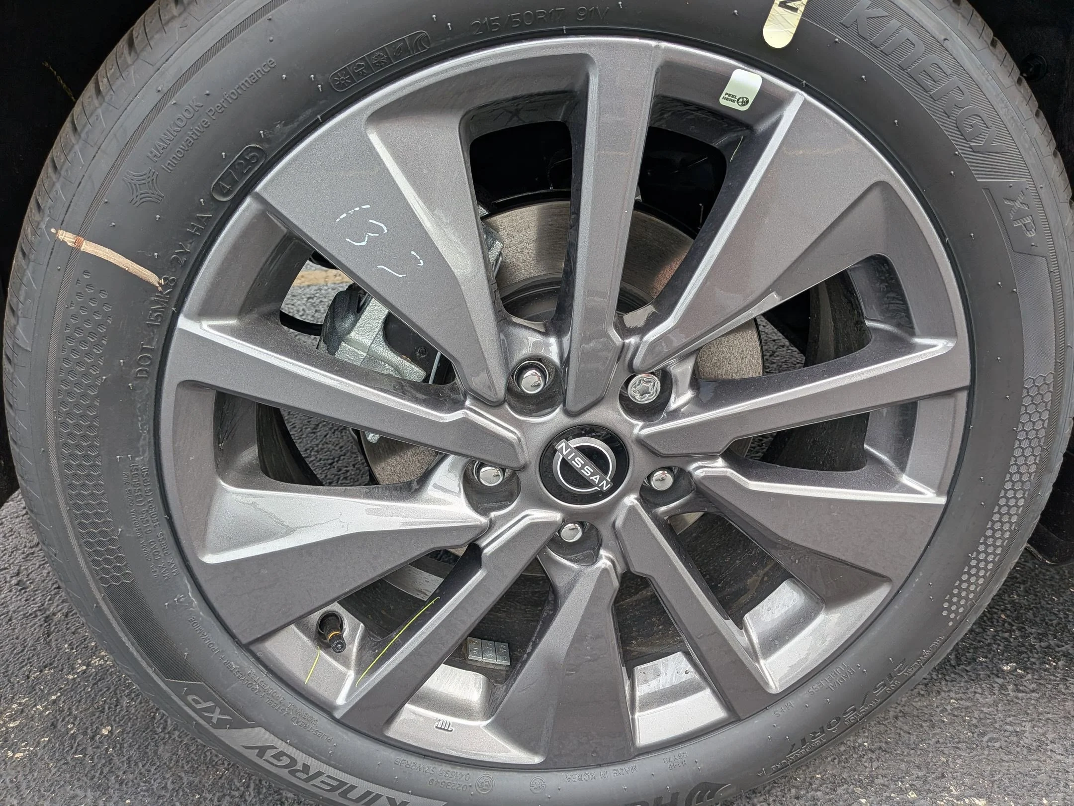 New 2026 Atlantic Gray Metallic Nissan SL image 28