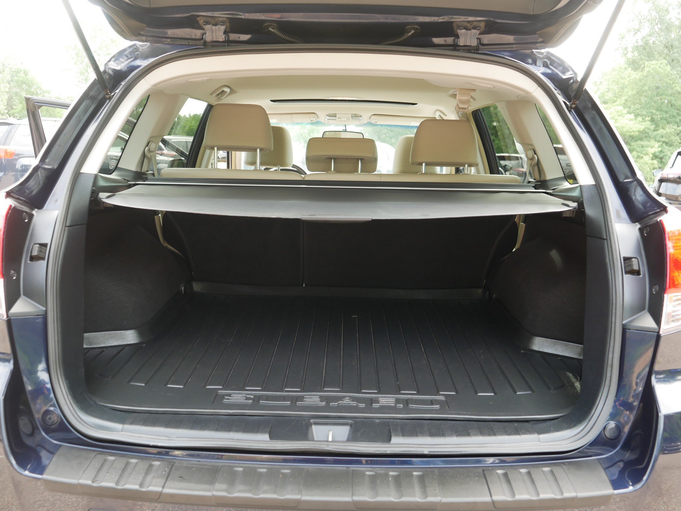 Used 2012 Deep Indigo Pearl Subaru 2.5i Limited image 18