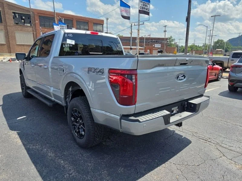 New 2026 Iconic Silver Metallic Ford XLT image 5