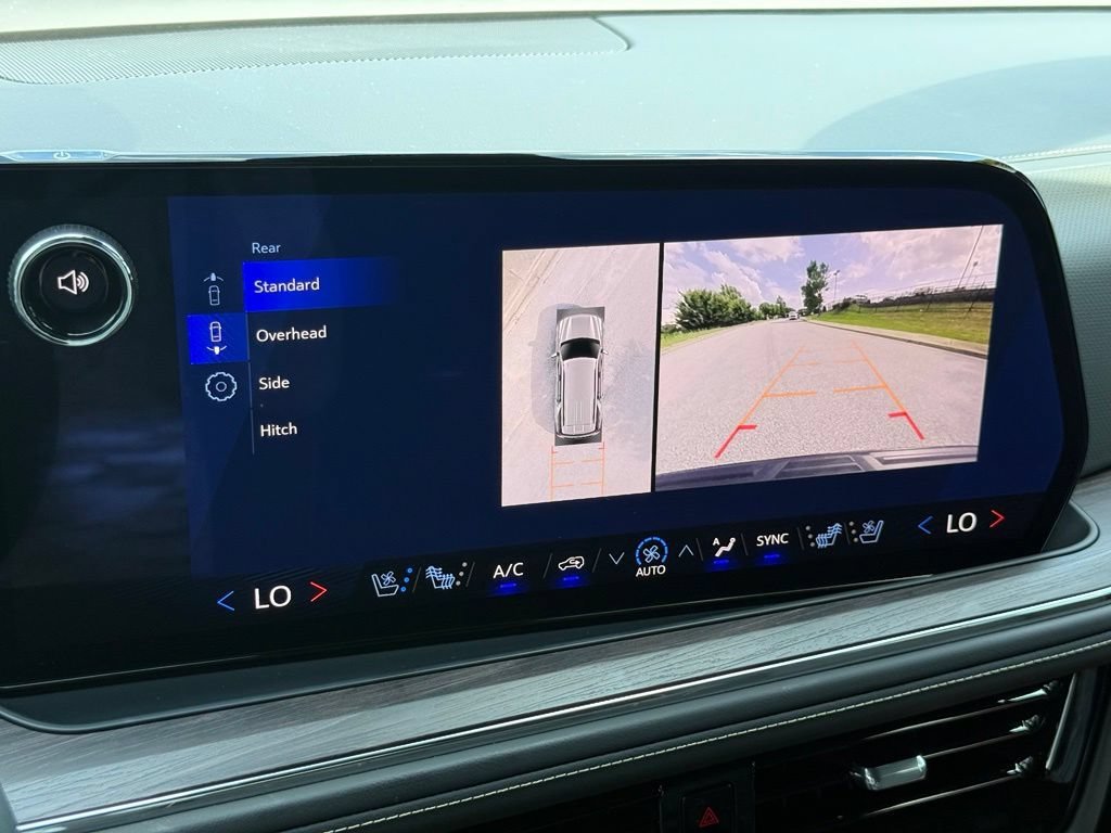 2025 Chevrolet Tahoe Premier - Photo 39