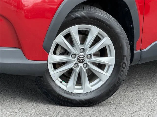 Used 2022 Red Toyota LE image 29