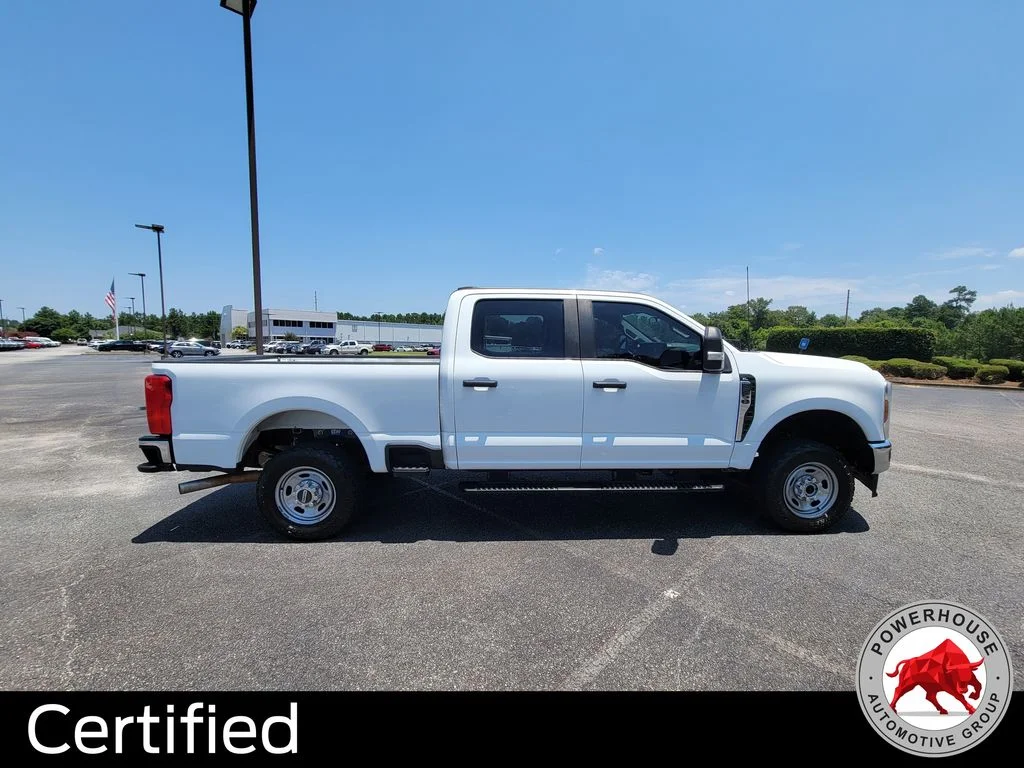 Used 2024 White Ford XL image 7