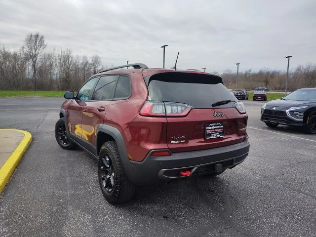 Used 2020 Red Jeep Trailhawk image 5