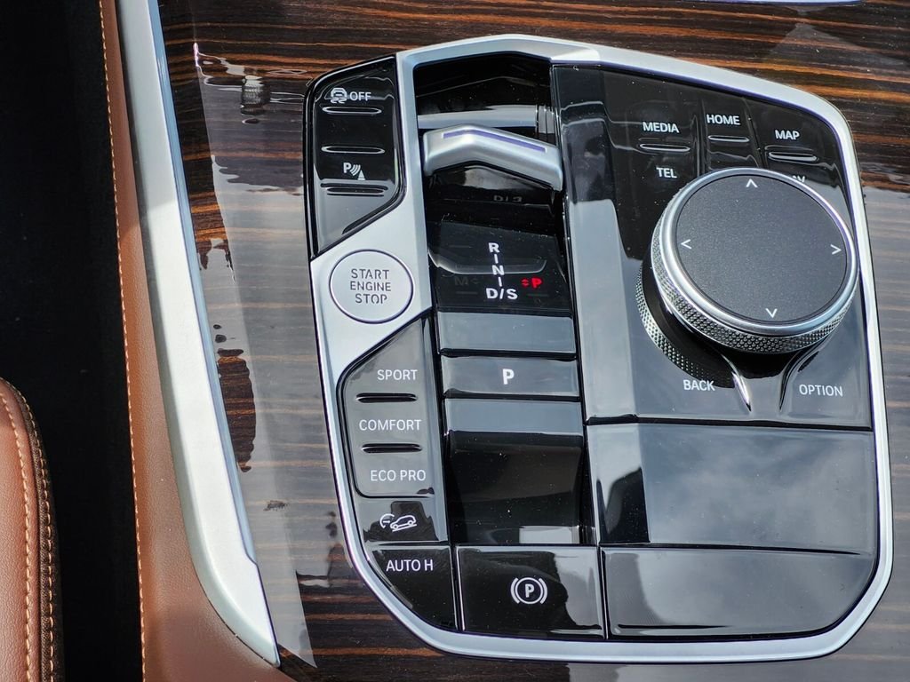 New 2026 Gray BMW xDrive40i image 23