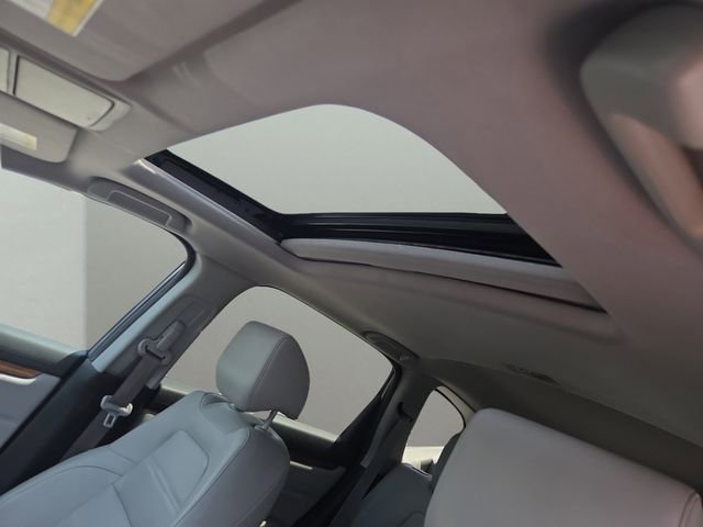 Used 2017 Gray Honda EX-L image 7