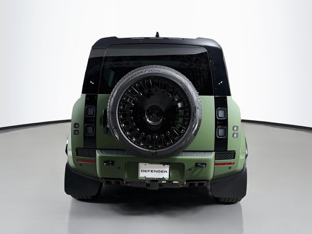Used 2026 Black Land Rover OCTA Black image 6