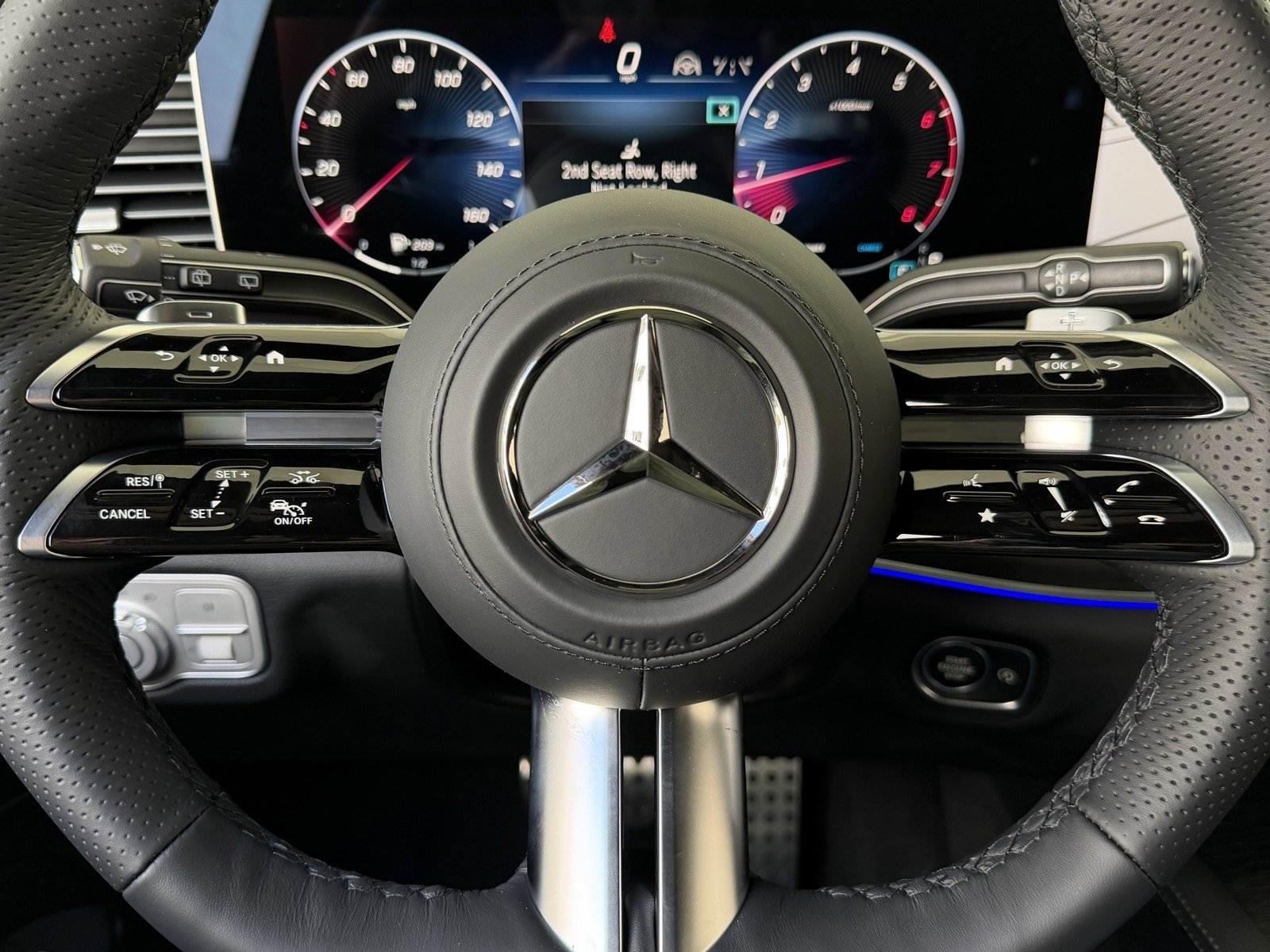 New 2026 MANUFAKTUR Silicon Grey Mercedes-Benz GLS 450 image 37