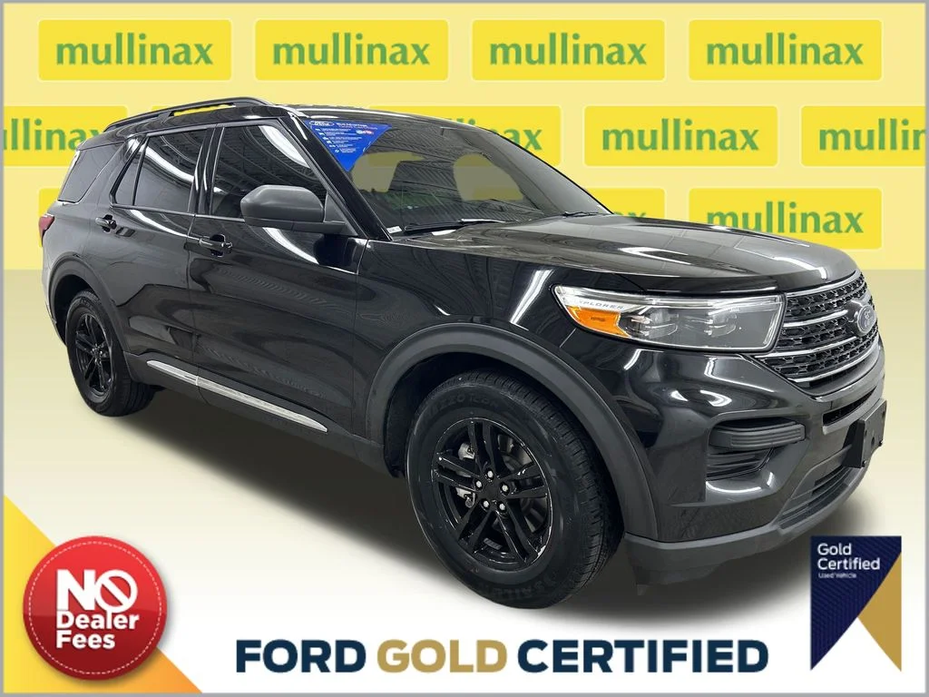 Certified Used 2023 Black Ford XLT image 1