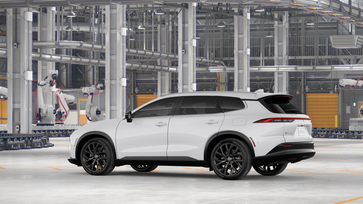 New 2026 Oxygen White Toyota Limited image 5