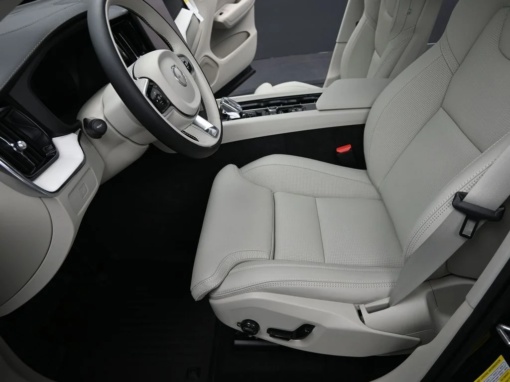 New 2026 Denim Blue Volvo Ultra image 10