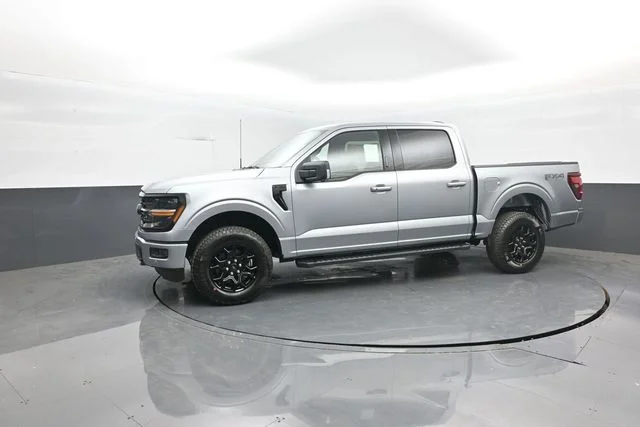 New 2026 Iconic Silver Metallic Ford XLT image 4