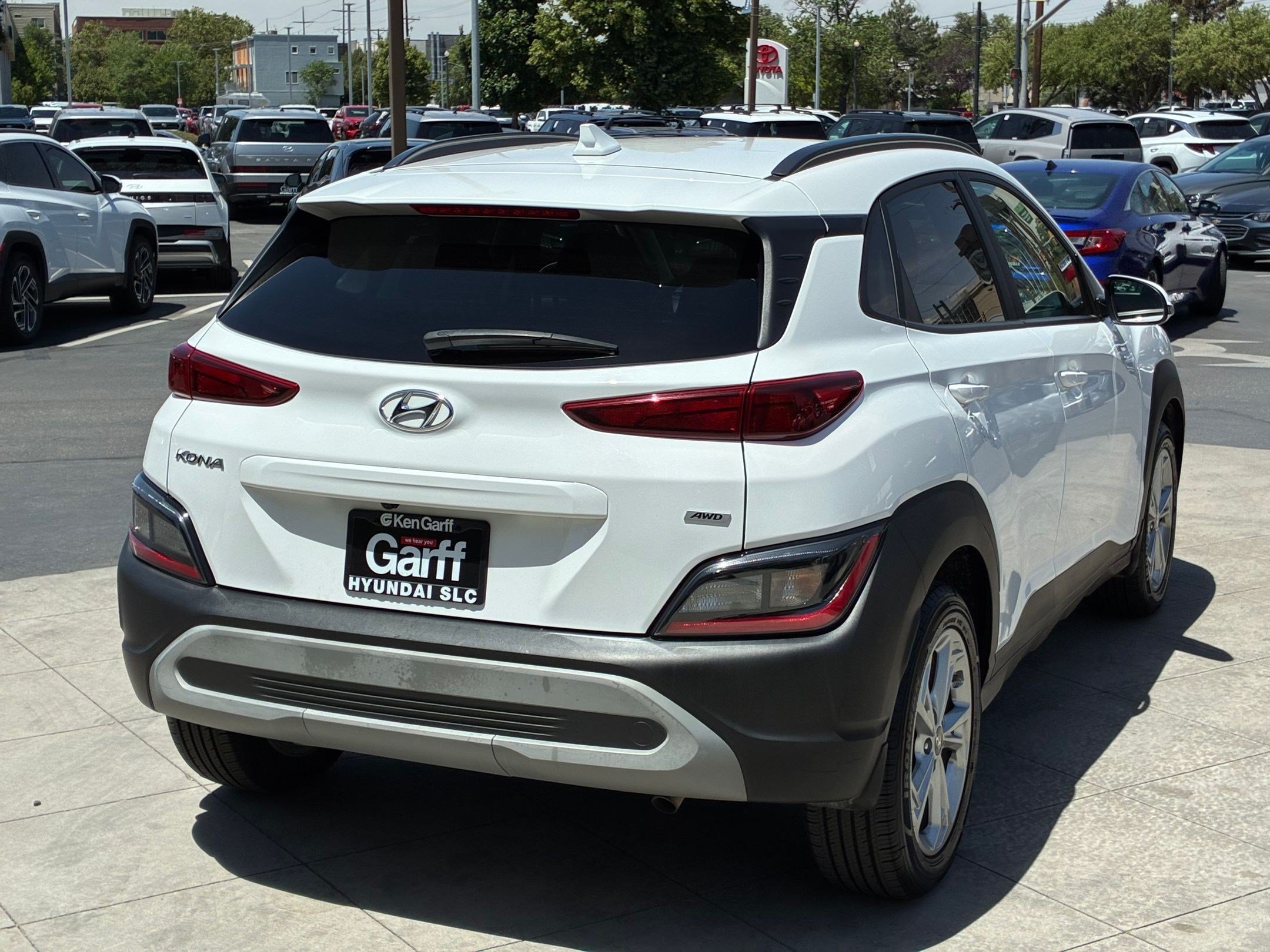 2022 Hyundai Kona SEL - Photo 4