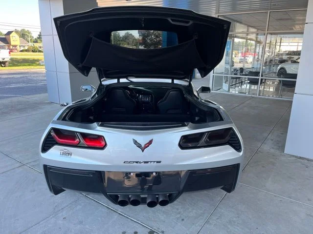 Used 2017 Silver Chevrolet Stingray image 28