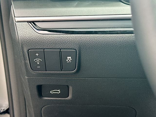 New 2026 Steel Matte Gray Kia GT image 10