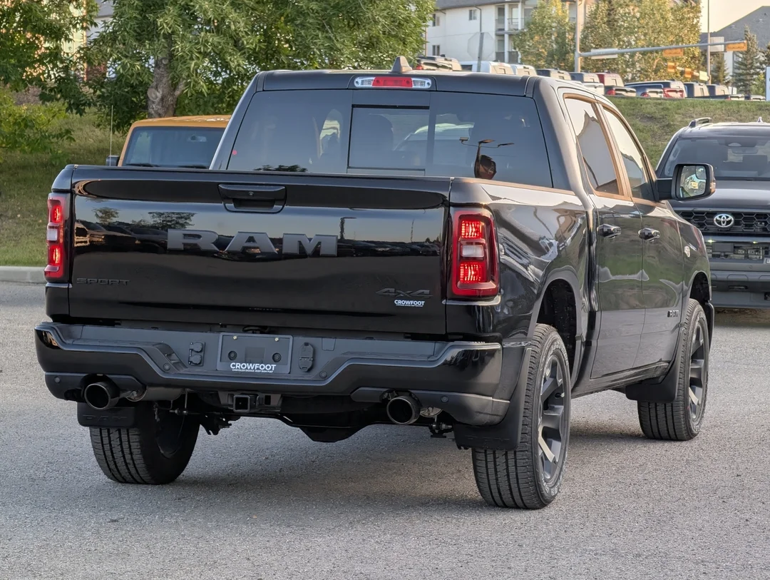 New 2026 Black RAM Sport - - 5.7L HEMI eTorque - Trailer Brake Ctrl - 3.92 Rear Axle - All-Weather Mats & More! image 8