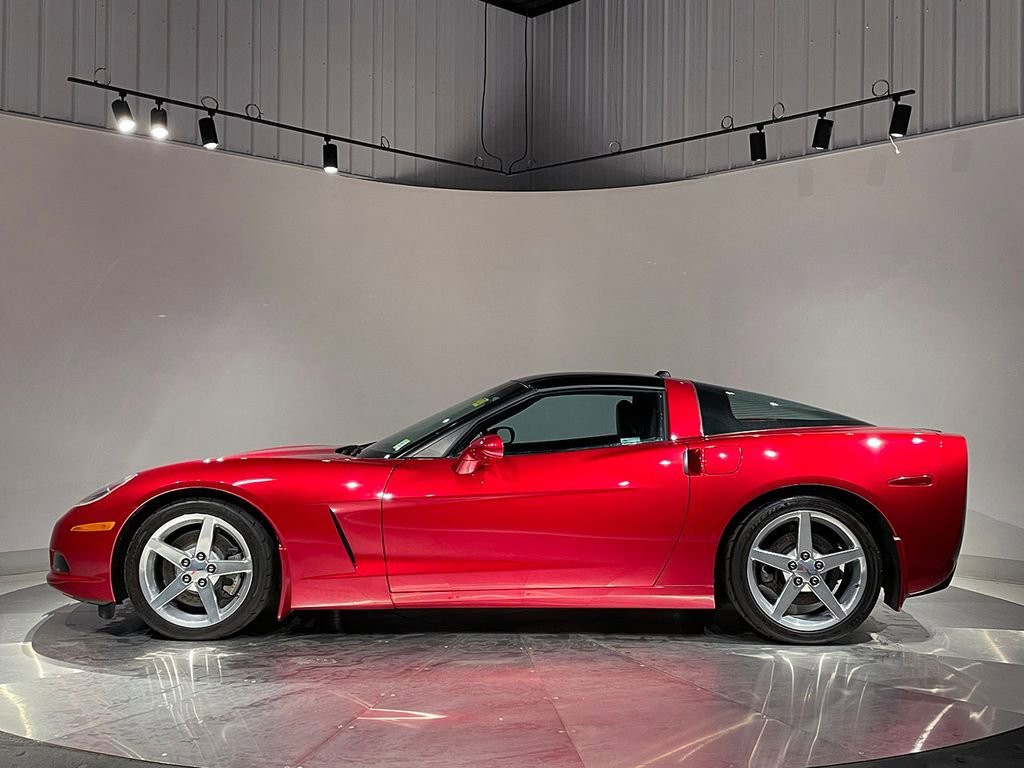 Used 2005 Magnetic Red Metallic Chevrolet NA image 12