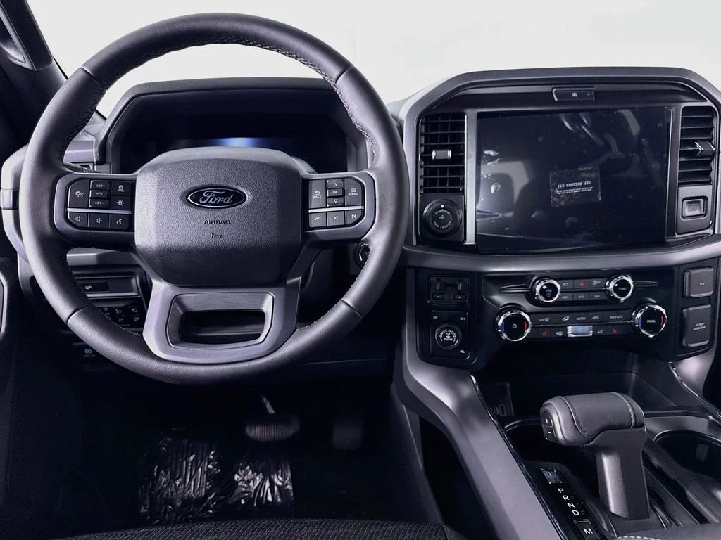 New 2026 Oxford White Ford XLT image 22