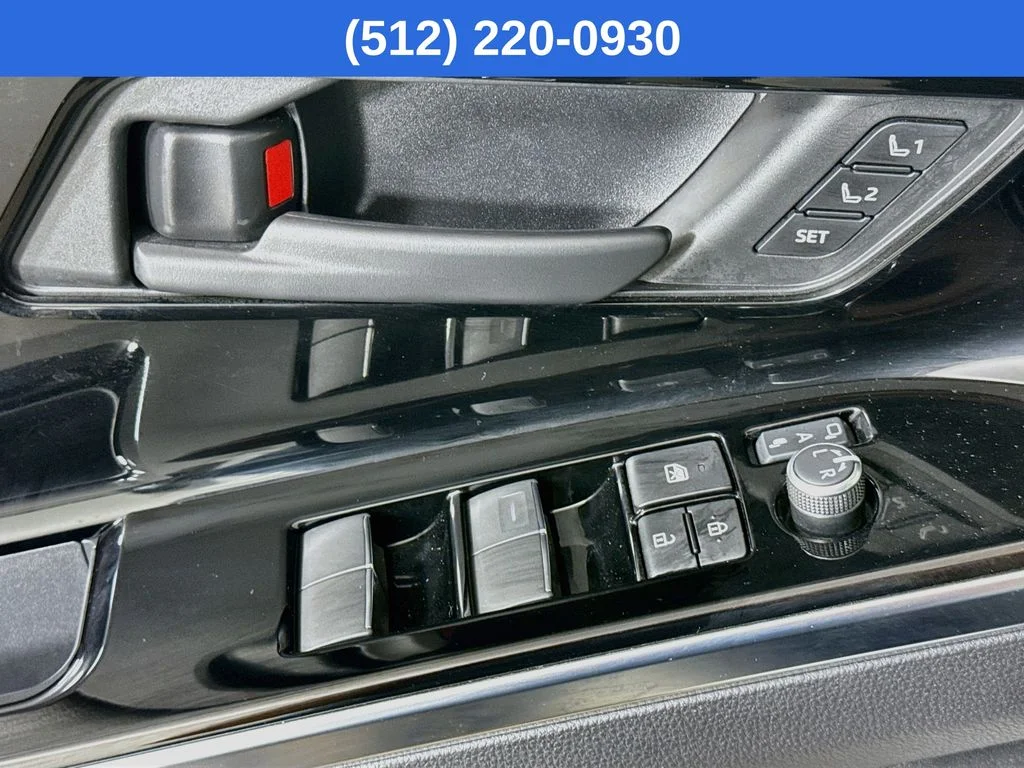 Used 2023 White Subaru Touring image 22