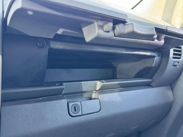 Used 2019 Silver Nissan SV image 41