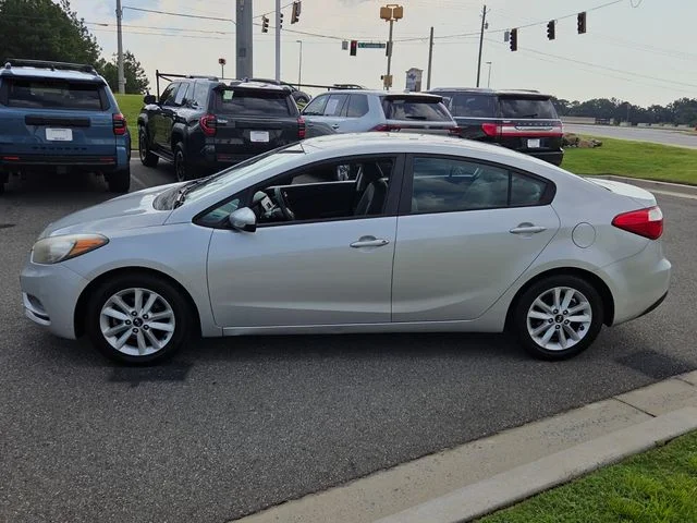 Used 2015 Silver Kia LX image 4