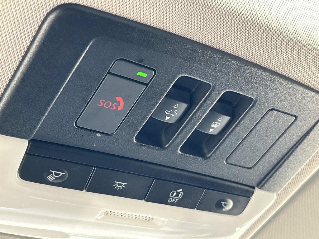 Used 2023 Black Nissan SV image 30
