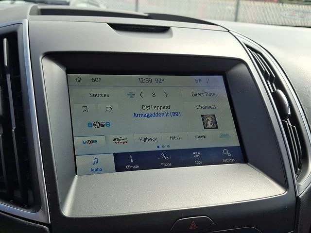 Used 2020 Black Ford SE image 23