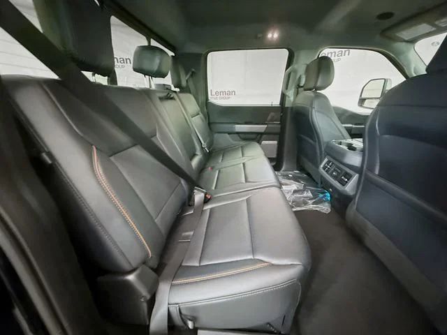 New 2026 Agate Black Metallic Ford F-350® Lariat® image 28