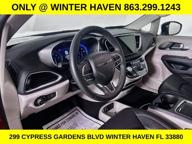 Used 2024 Red Chrysler Touring L image 9