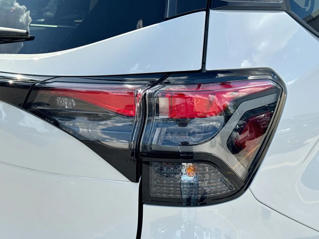New 2026 White Subaru Premium image 33