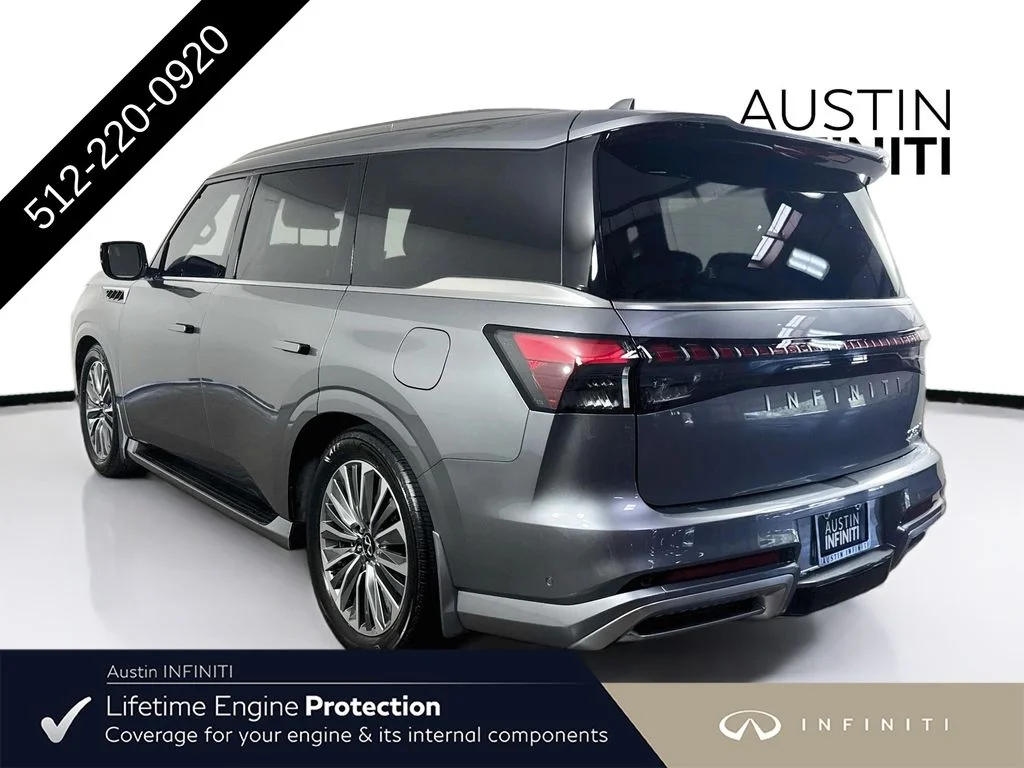 New 2027 Silver INFINITI LUXE image 7