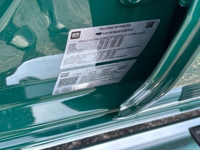 New 2026 Special Exterior Color Chevrolet LT image 19
