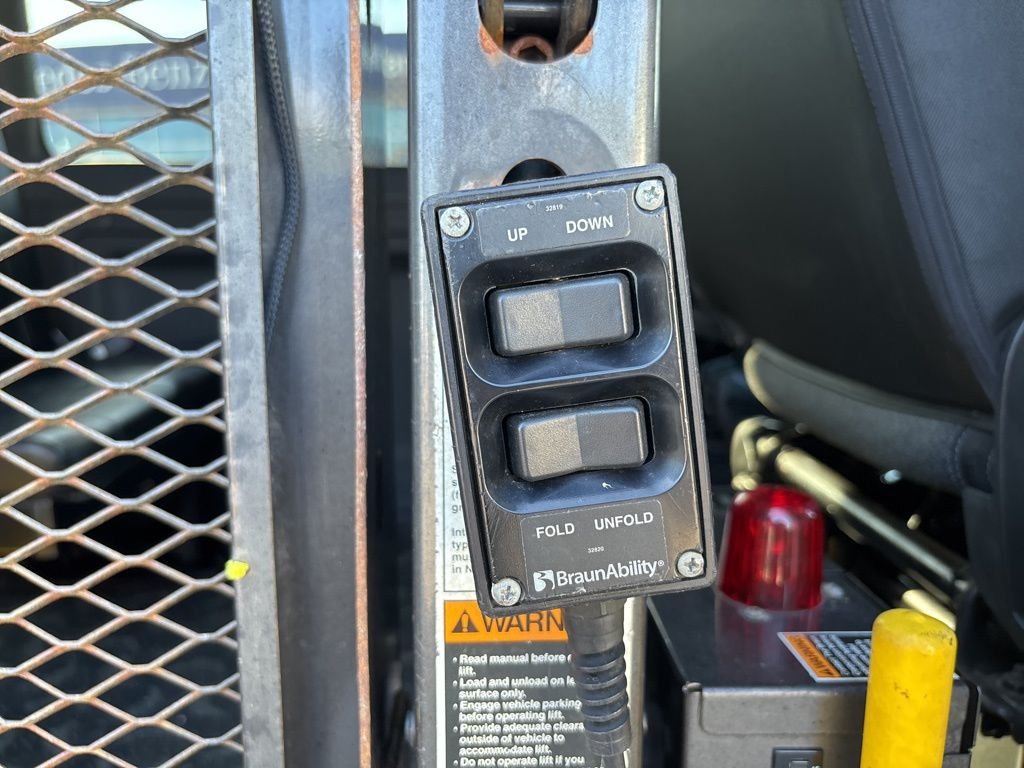 Used 2019 White Ram High Roof image 29